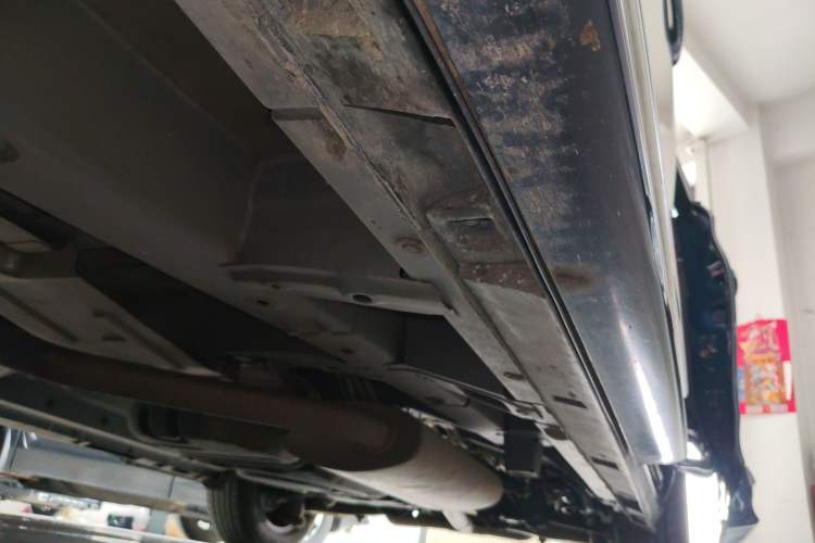 Used GAC Trumpchi M8 2021 Lingxiu Series 390T Deluxe Edition Left Side Sill
