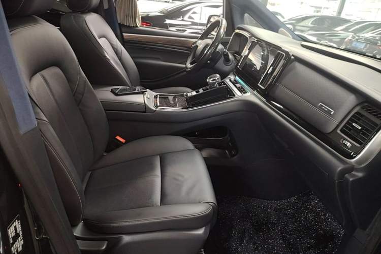 Used GAC Trumpchi M8 2021 Lingxiu Series 390T Deluxe Edition Right Front Seat