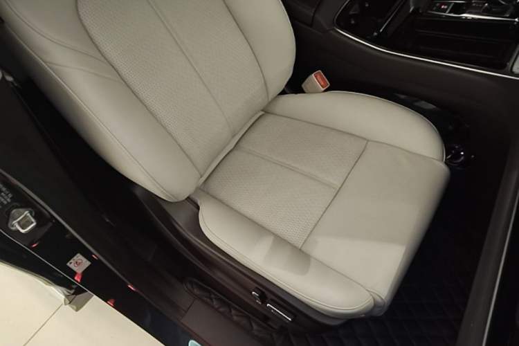 Used GAC Trumpchi M8 2021 Lingxiu Series 390T Ultimate Edition Right Front Seat