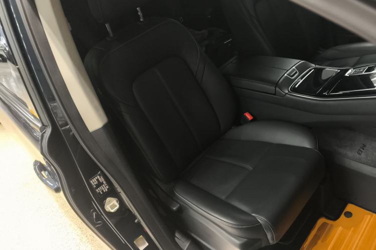Used GAC Trumpchi M8 2021 Lingxiu Series 390T Deluxe Edition Right Front Seat
