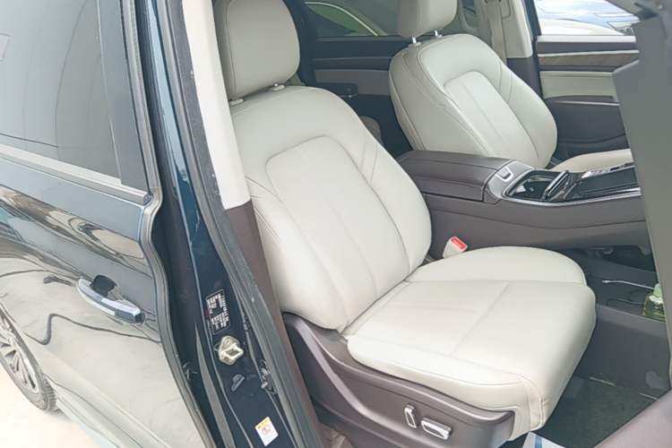 Used GAC Trumpchi M8 2021 Master Series 390T Ultimate Edition Right Front Seat