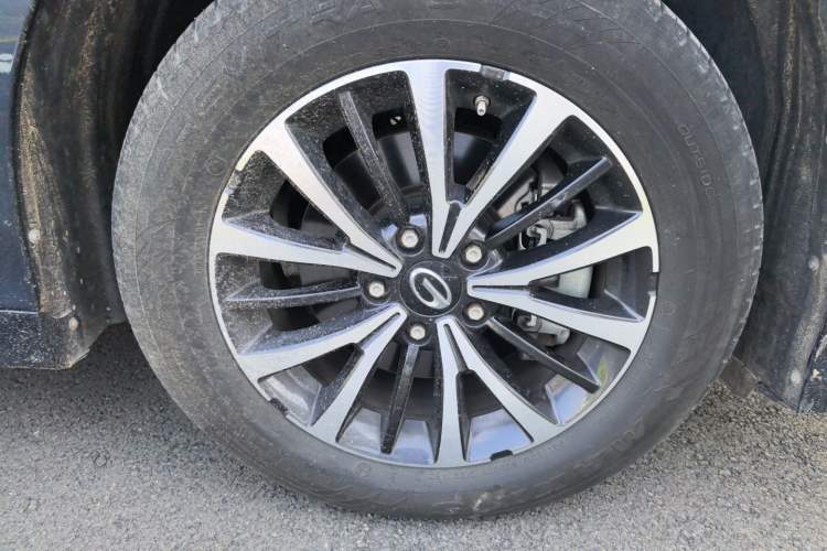 Used GAC Trumpchi M8 2021 Lingxiu Series 390T Deluxe Edition Right Front Wheel Hub