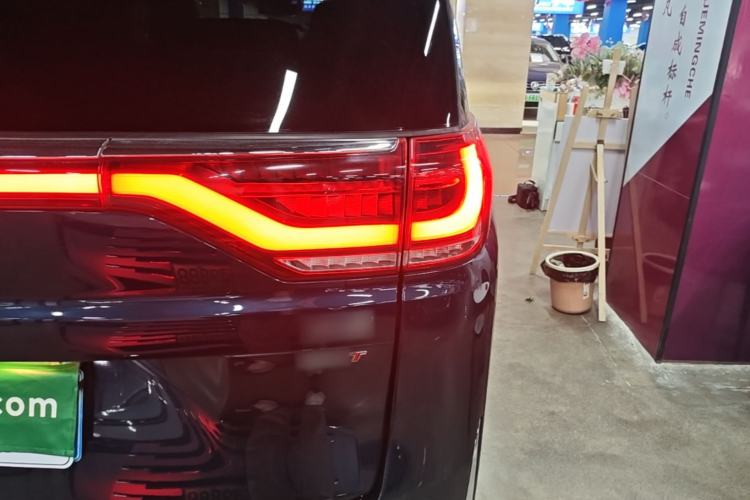 Used GAC Trumpchi M8 2021 Lingxiu Series 390T Deluxe Edition Right Rear Taillight