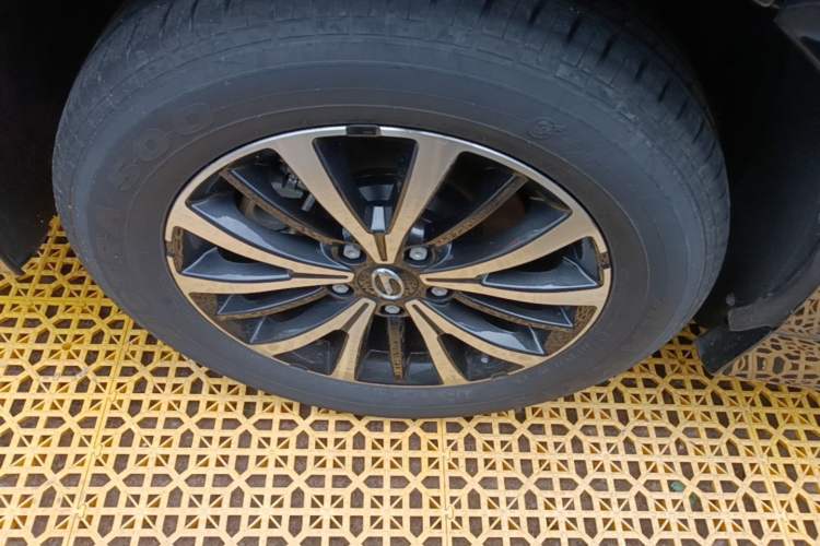 Used GAC Trumpchi M8 2021 Lingxiu Series 390T Deluxe Edition Right Rear Wheel Hub