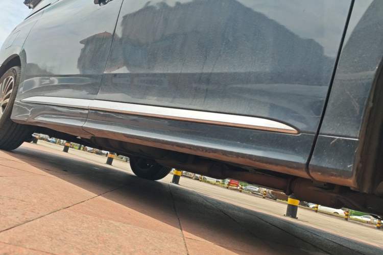 Used GAC Trumpchi M8 2021 Lingxiu Series 390T Deluxe Edition Right Side Sill
