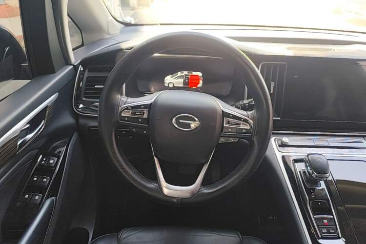 Used GAC Trumpchi M8 2021 Lingxiu Series 390T Deluxe Edition Steering Wheel