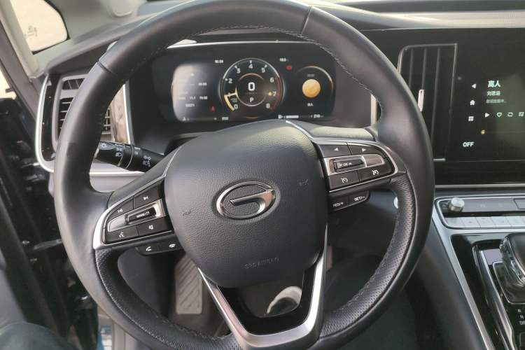 Used GAC Trumpchi M8 2021 Lingxiu Series 390T Ultimate Edition Steering Wheel