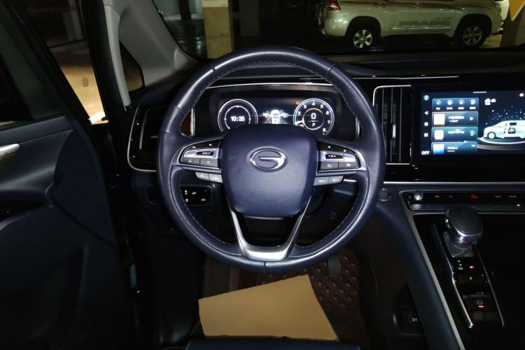 Used GAC Trumpchi M8 2021 Lingxiu Series 390T Deluxe Edition Steering Wheel