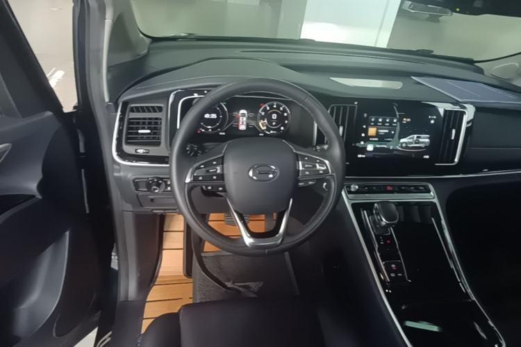 Used GAC Trumpchi M8 2021 Lingxiu Series 390T Ultimate Edition Steering Wheel