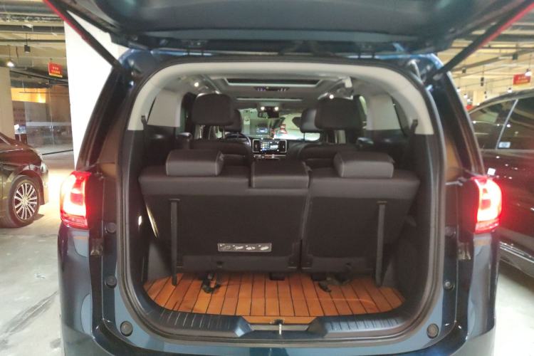 Used GAC Trumpchi M8 2021 Lingxiu Series 390T Deluxe Edition Trunk