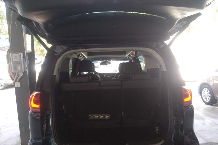 Used GAC Trumpchi M8 2021 Master Series 390T Ultimate Edition Trunk