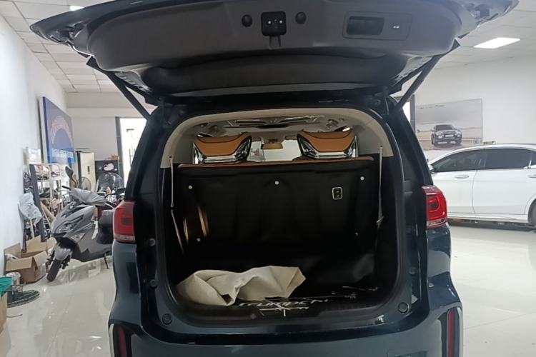 Used GAC Trumpchi M8 2021 Lingxiu Series 390T Luxury Edition Trunk