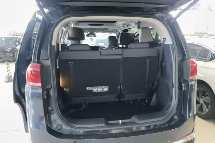 Used GAC Trumpchi M8 2021 Lingxiu Series 390T Deluxe Edition Trunk