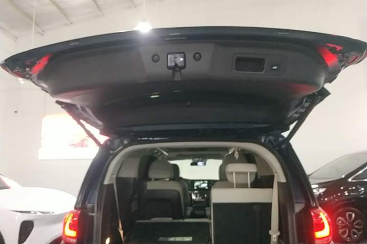 Used GAC Trumpchi M8 2021 Master Series 390T Ultimate Edition Trunk