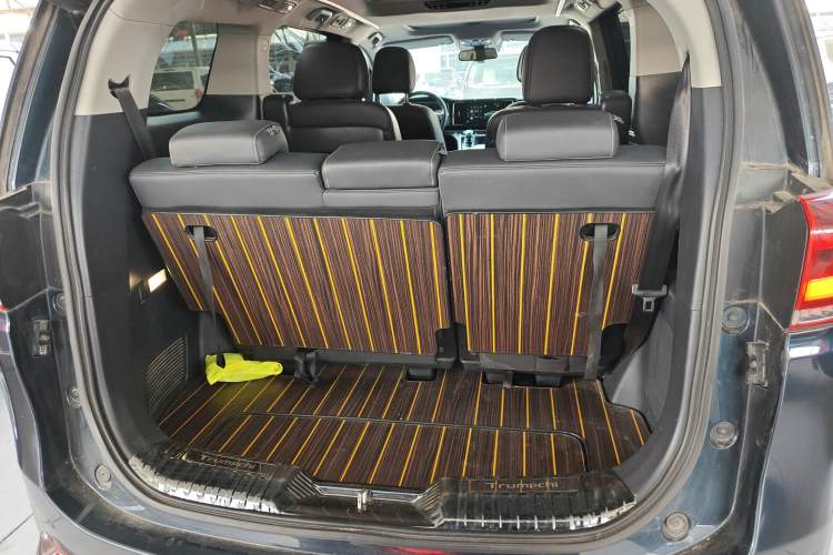 Used GAC Trumpchi M8 2021 Lingxiu Series 390T Deluxe Edition Trunk