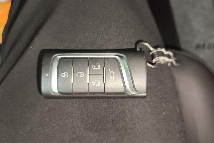 Used GAC Trumpchi M8 2021 Lingxiu Series 390T Deluxe Edition Vehicle Key