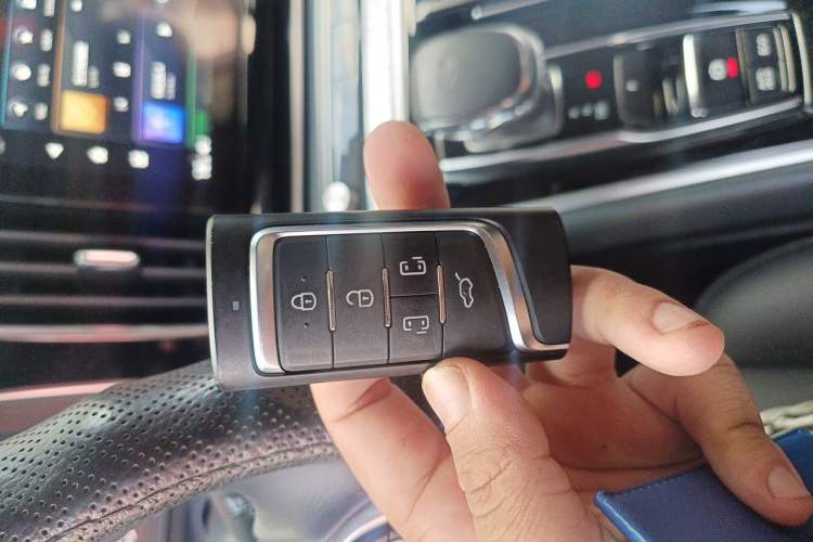 Used GAC Trumpchi M8 2021 Lingxiu Series 390T Deluxe Edition Vehicle Key