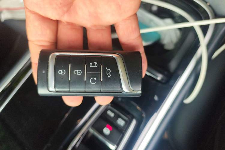 Used GAC Trumpchi M8 2021 Lingxiu Series 390T Deluxe Edition Vehicle Key