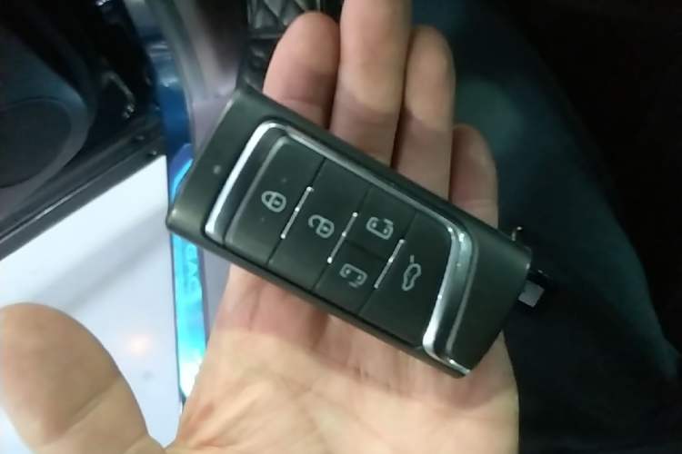 Used GAC Trumpchi M8 2021 Master Series 390T Ultimate Edition Vehicle Key