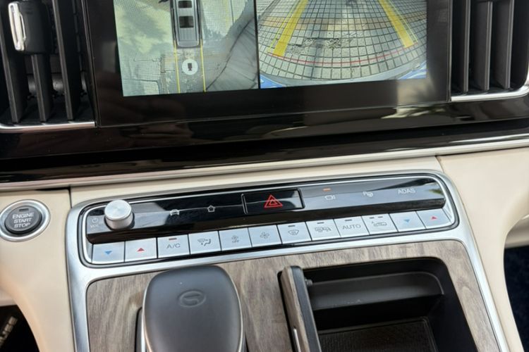 Used GAC Trumpchi M8 2021 Lingxiu Series 390T Flagship Edition Audio And AC Panel