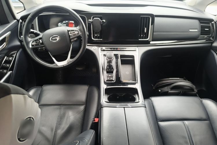 Used GAC Trumpchi M8 2021 Lingxiu Series 390T Ultimate Edition Center Console