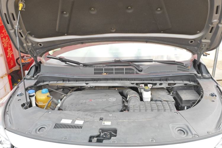 Used GAC Trumpchi M8 2021 Lingxiu Series 390T Flagship Edition Engine Bay