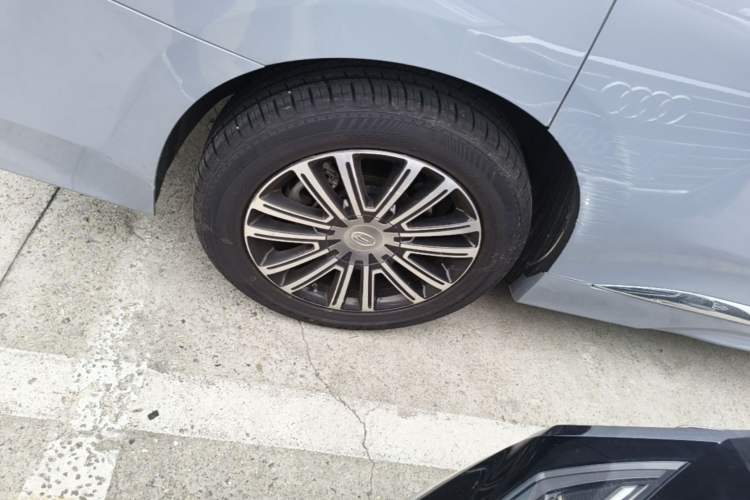 Used GAC Trumpchi M8 2021 Lingxiu Series 390T Ultimate Edition Exterior 5
