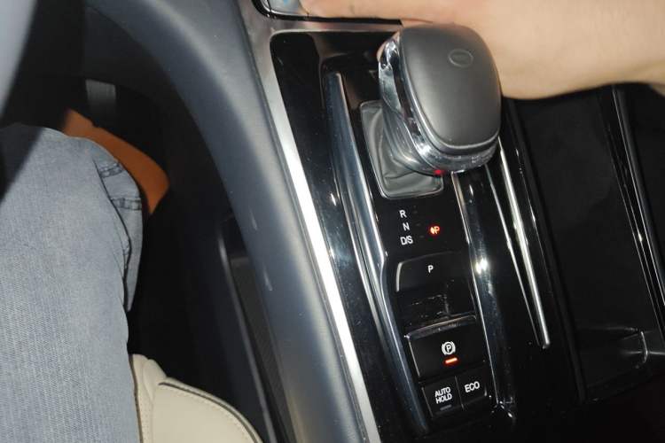 Used GAC Trumpchi M8 2021 Master Series 390T Four-Seat Glory Edition Gear Lever