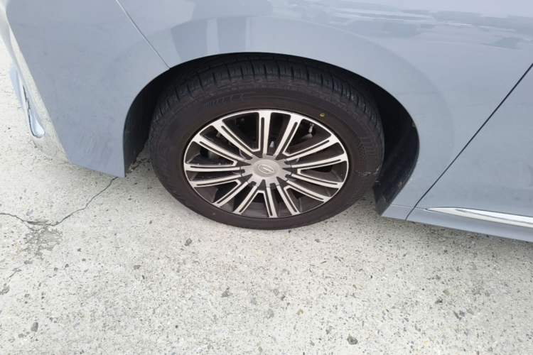 Used GAC Trumpchi M8 2021 Lingxiu Series 390T Ultimate Edition Left Front Wheel Hub