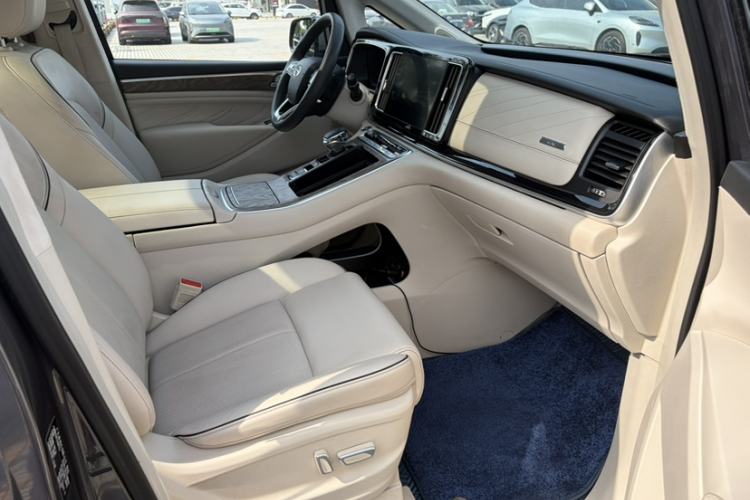 Used GAC Trumpchi M8 2021 Lingxiu Series 390T Flagship Edition Right Front Seat