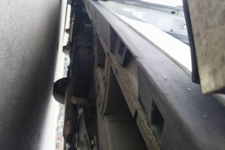 Used GAC Trumpchi M8 2021 Lingxiu Series 390T Ultimate Edition Right Side Sill
