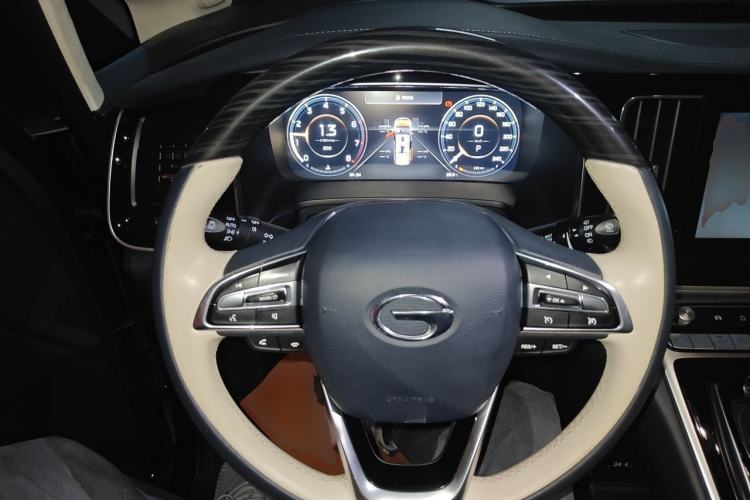 Used GAC Trumpchi M8 2021 Master Series 390T Four-Seat Glory Edition Steering Wheel