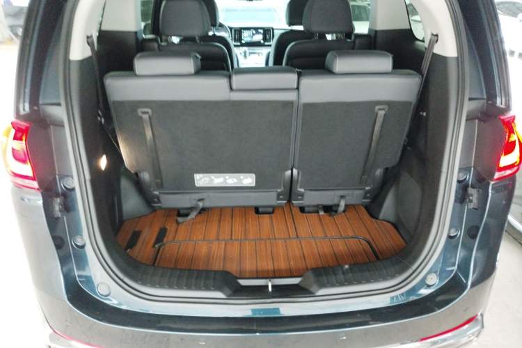 Used GAC Trumpchi M8 2021 Lingxiu Series 390T Ultimate Edition Trunk