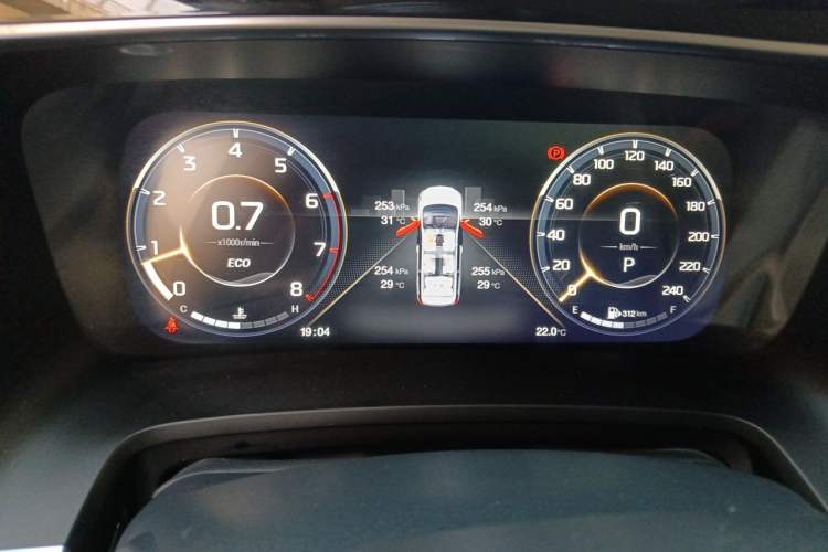 Used GAC Trumpchi M8 2021 Master Series 390T Four-Seat Deluxe Edition Instrument Cluster