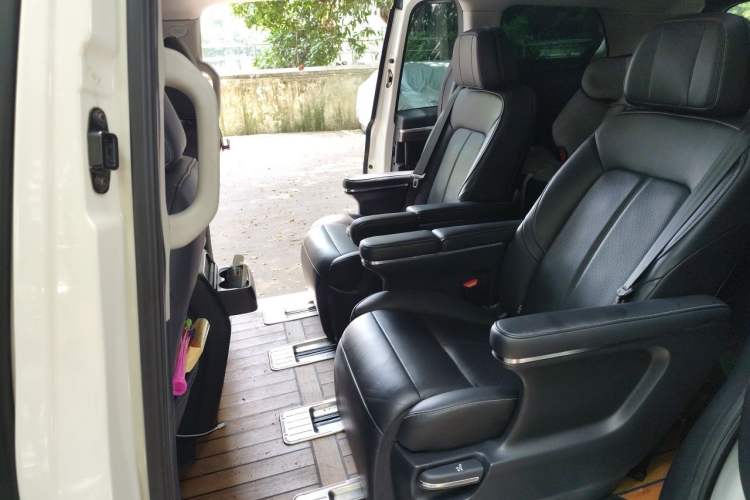Used GAC Trumpchi M8 2021 Master Series 390T Ultimate Edition Left Rear Seat