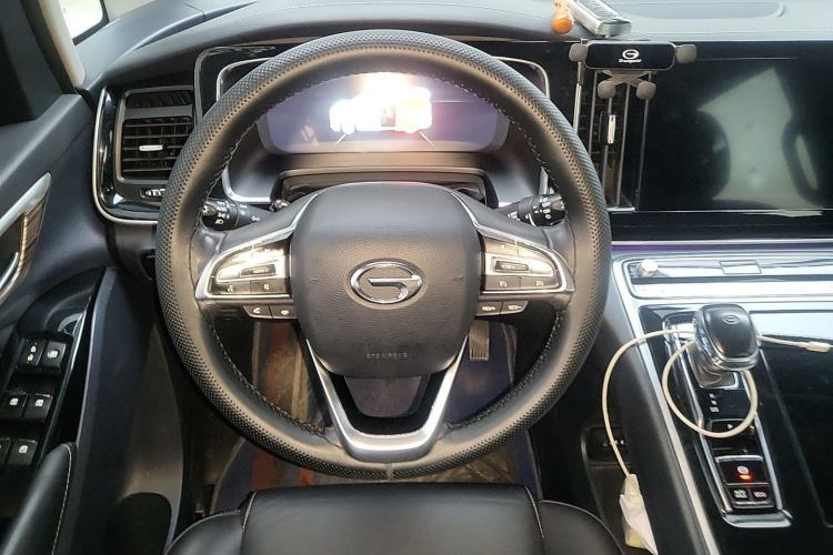Used GAC Trumpchi M8 2021 Lingxiu Series 390T Ultimate Edition Steering Wheel