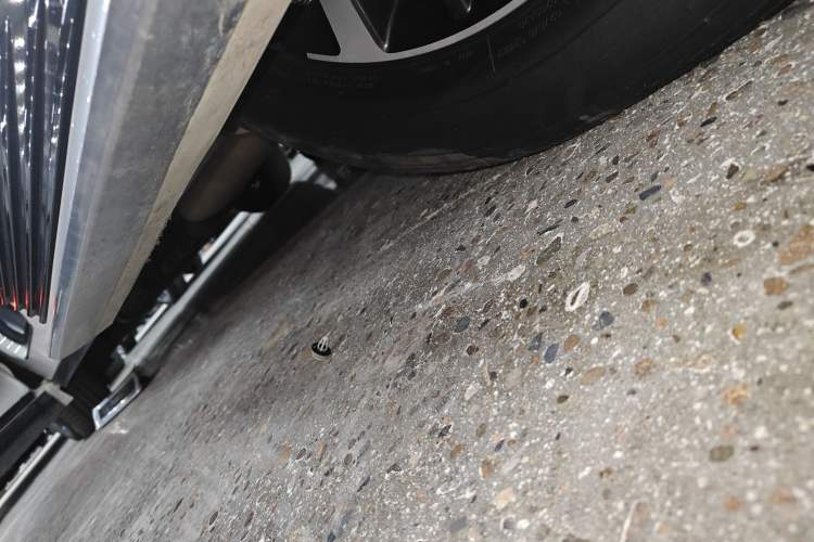 Used GAC Trumpchi M8 2021 Lingxiu Series 390T Deluxe Edition Left Side Sill