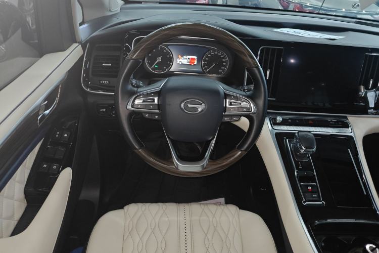 Used GAC Trumpchi M8 2021 Lingxiu Series 390T Deluxe Edition Steering Wheel