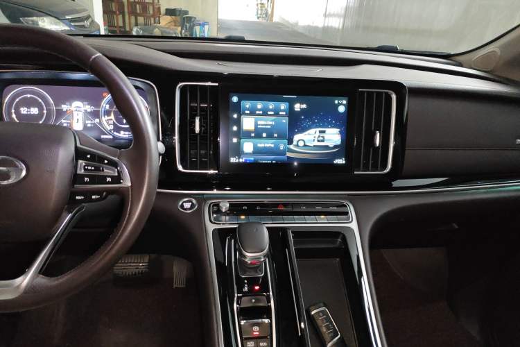 Used GAC Trumpchi M8 2021 Master Series 390T Ultimate Edition Audio And AC Panel