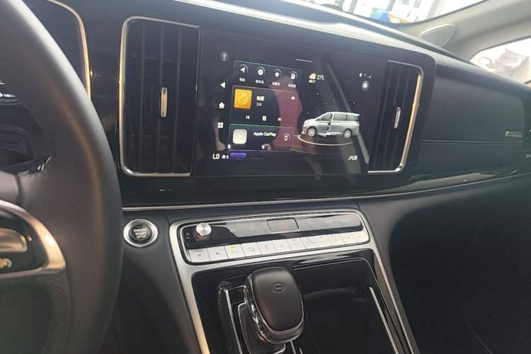 Used GAC Trumpchi M8 2021 Lingxiu Series 390T Ultimate Edition Audio And AC Panel
