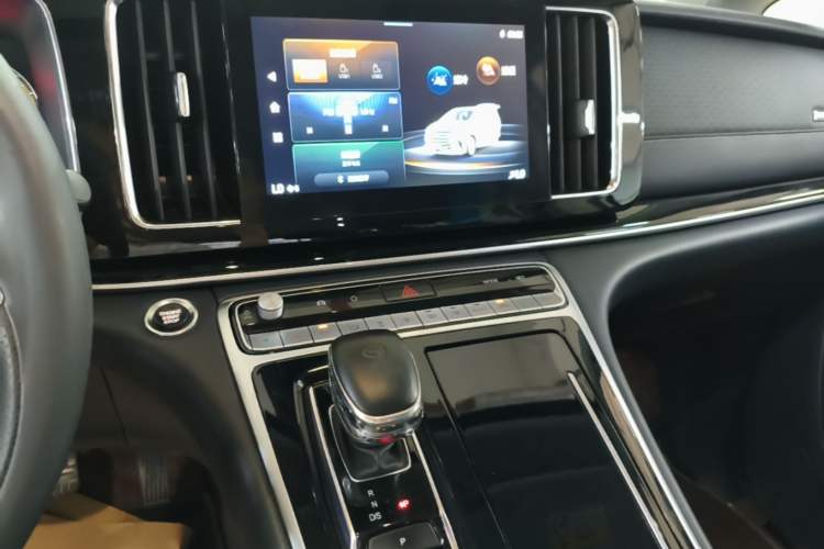 Used GAC Trumpchi M8 2021 Lingxiu Series 390T Deluxe Edition Audio And AC Panel