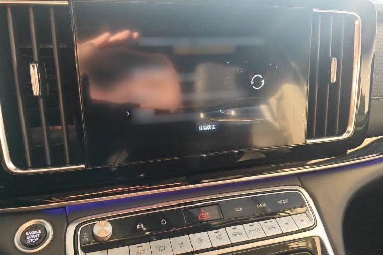 Used GAC Trumpchi M8 2021 Lingxiu Series 390T Ultimate Edition Audio And AC Panel