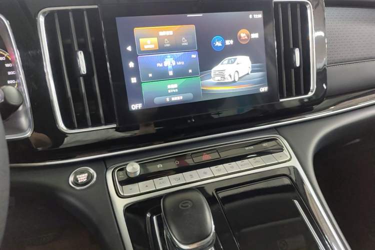 Used GAC Trumpchi M8 2021 Lingxiu Series 390T Deluxe Edition Audio And AC Panel