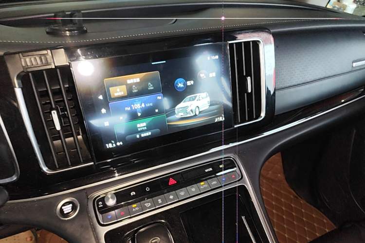 Used GAC Trumpchi M8 2021 Lingxiu Series 390T Luxury Edition Audio And AC Panel