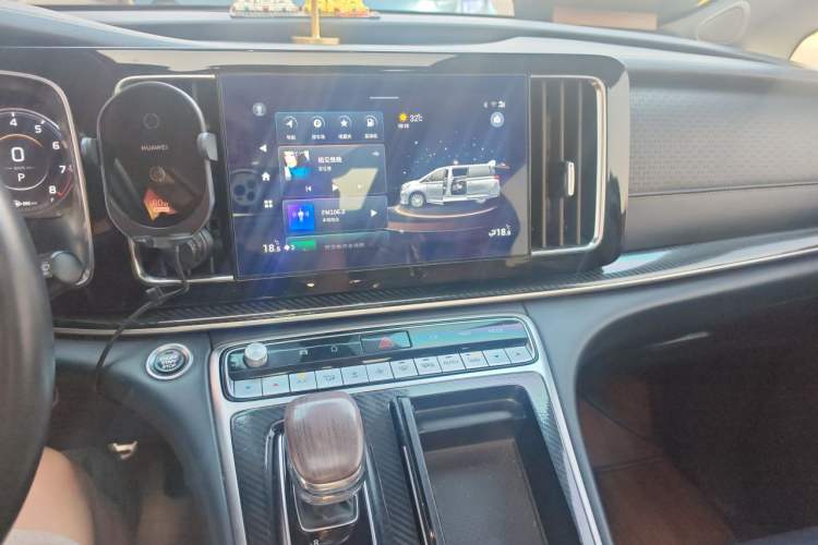 Used GAC Trumpchi M8 2021 Master Series 390T Ultimate Edition Audio And AC Panel