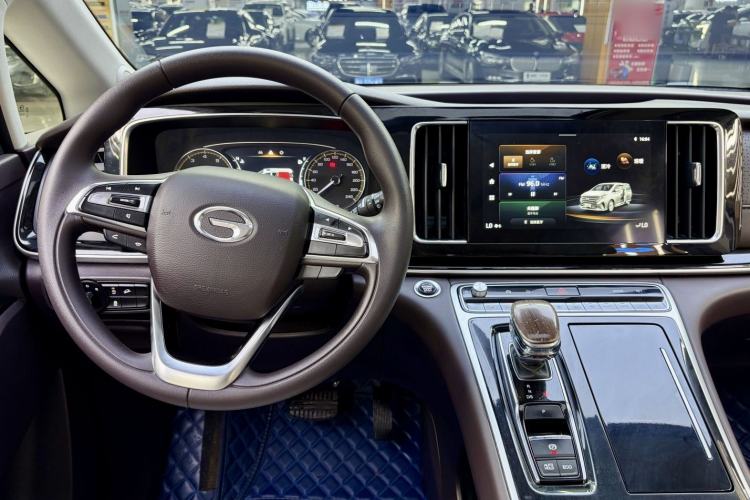 Used GAC Trumpchi M8 2021 Lingxiu Series 390T Luxury Edition Audio And AC Panel