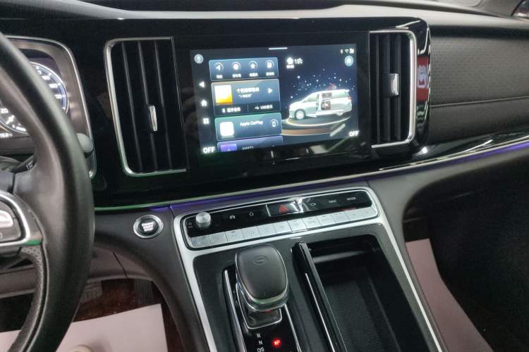Used GAC Trumpchi M8 2021 Lingxiu Series 390T Ultimate Edition Audio And AC Panel