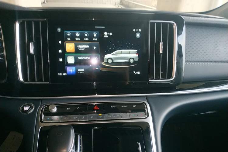 Used GAC Trumpchi M8 2021 Master Series 390T Prestige Edition Audio And AC Panel
