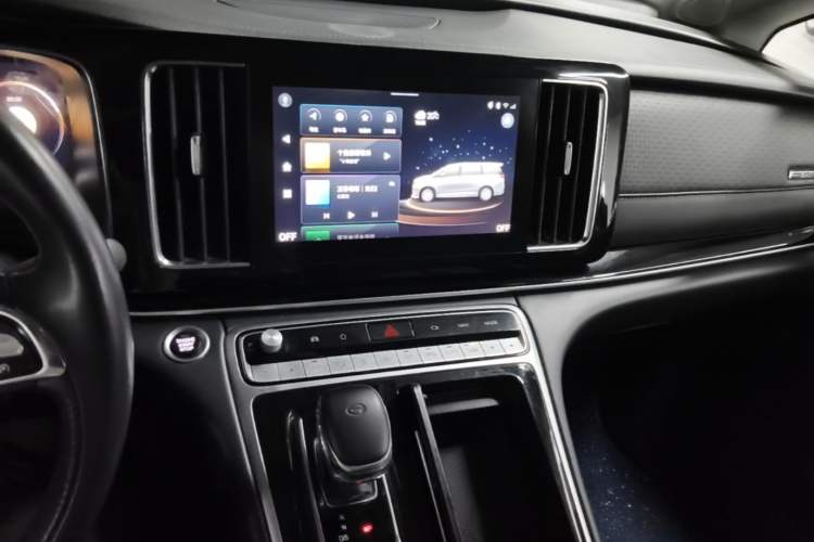 Used GAC Trumpchi M8 2021 Lingxiu Series 390T Ultimate Edition Audio And AC Panel