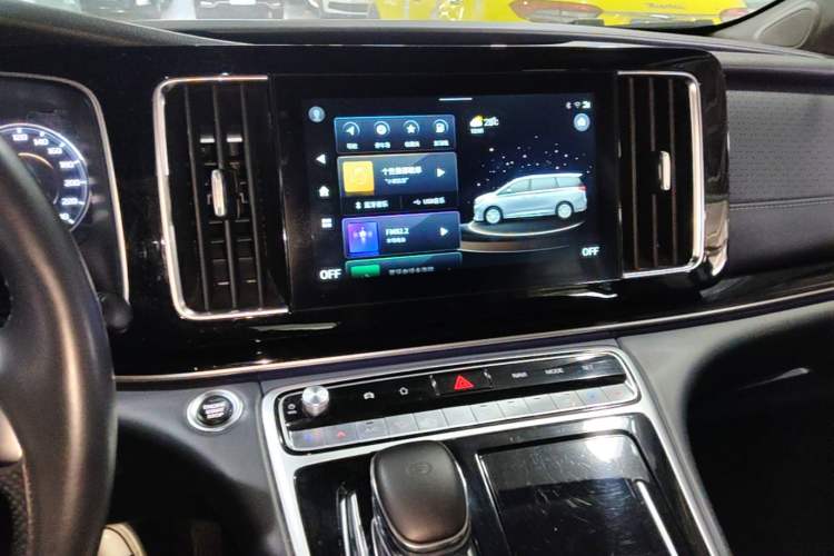Used GAC Trumpchi M8 2021 Lingxiu Series 390T Deluxe Edition Audio And AC Panel
